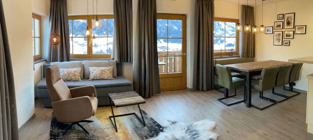 Landhaus Lodges Kaprun - Anton, pool, skiing - walking dist in Kaprun