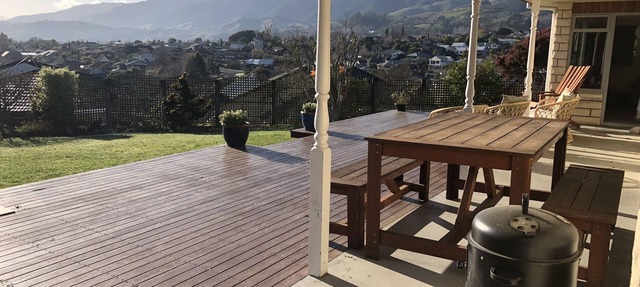 Large House with a View in Richmond