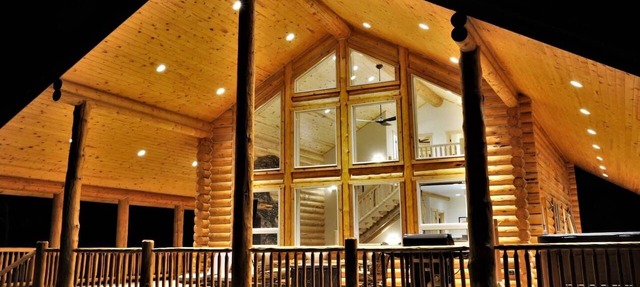 Leigh Creek Log Home in Tetonia
