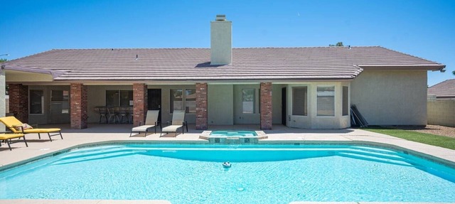Lucerne · 35% Off Fall Special - Luxury Home Near Strip in Henderson
