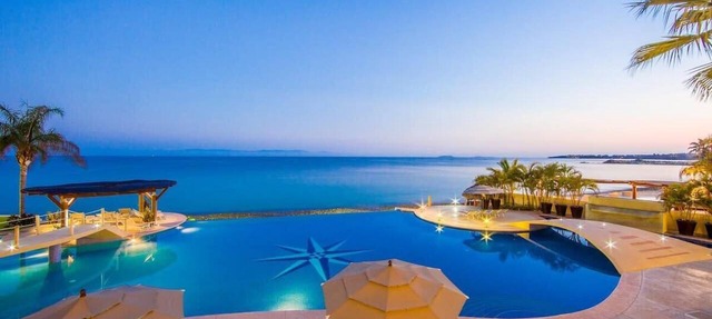 Luxury Beachfront Condo Ocean View & Infinity Pool in Punta de Mita