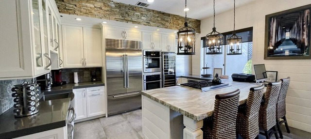Luxury Coronado Home 500ft to Beach, Ferry, & Restaurants + Rooftop in Coronado