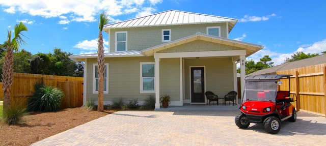Luxury-Lg Private Salt Water Pool-6 Seat Golf Cart-4Min Walk toBeach-Balcony! in Destin