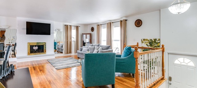 Markham Retreat Near Parks ~ 24 Mi to Chicago! in Markham