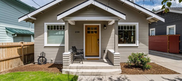 Mill Modern - Beautiful Historic Bungalow in Bend