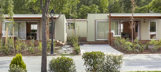 Mobile Home with Terrace in the Pyrenees, 2 Bedrooms, Equipped Kitchen in Boltaña