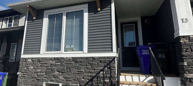 Modern 3–4 bedroom duplex in the New South Bow Landing community of Cochrane AB in Cochrane