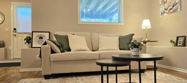Modern Walkout Suite Near YYC Airport in Calgary