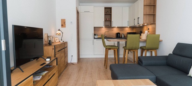 Mountain sun apartment with underground parking space and sunny balcony in Bad Ischl