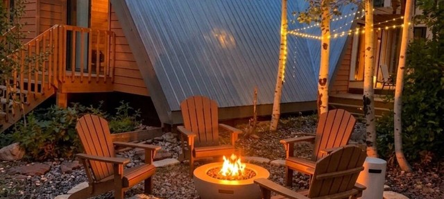 Mountains, Skiing, Hot Tub, Adventure, 5 BR Cabin, Sleeps 10, Pets w/fee in durango