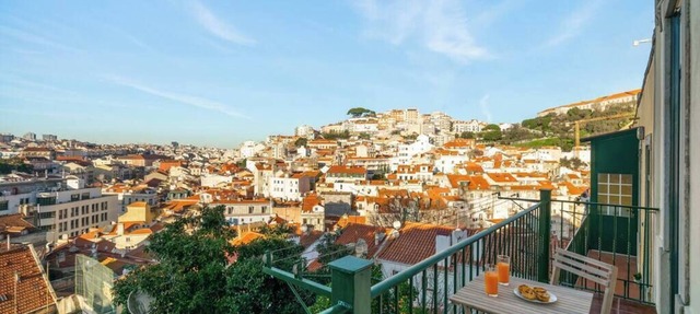Mouraria Modern Living w/breathtaking views | AC in Lisboa