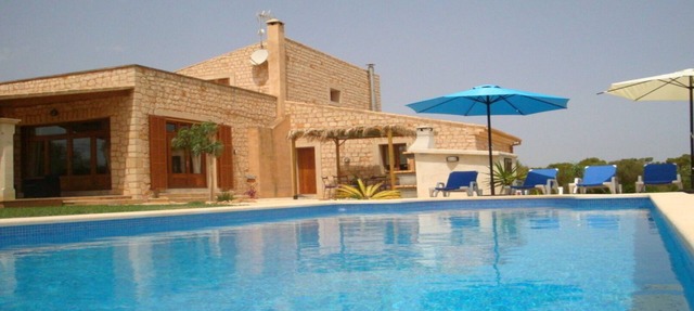 Nice country house with pool near Cala Figuera and Santanyi in Cala Figuera