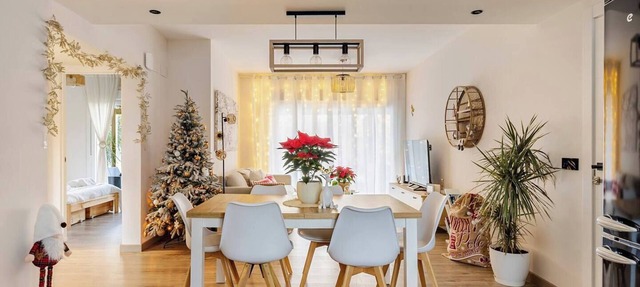 O Lar de Laura - House with garden and swimming pool in Vigo suitable for pets in Vigo