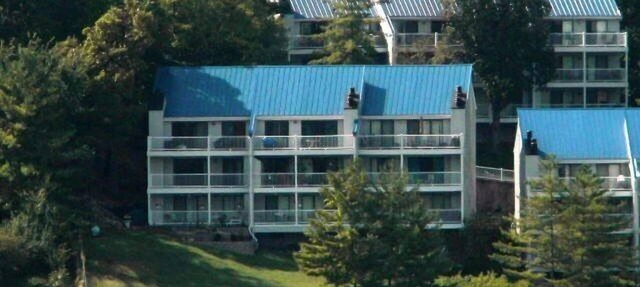 One bedroom/Pet freindly/Waterfront in Osage Beach
