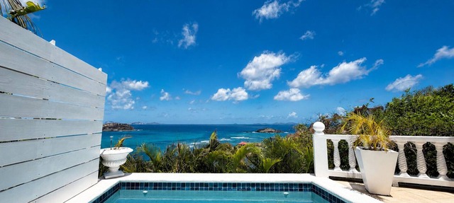 Palm House in Grenadines
