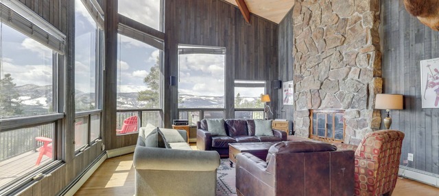 Panoramic Mountain-View Retreat w/Hot Tub + Deck! in Tabernash