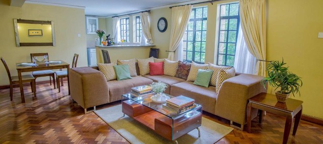Peaceful, Spacious, Open-plan 2br apartment set in mature garden in Nairobi