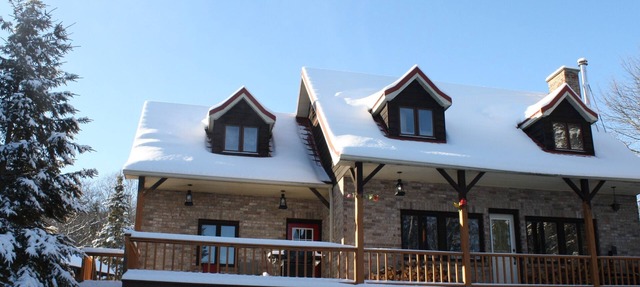 Pine Springs Retreat in Algonquin Highlands