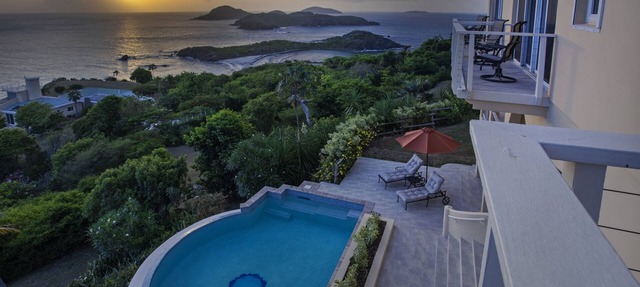 Private oceanfront villa with gorgeous sunsets! in Botany Bay