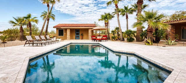Private Phoenician Sanctuary- Villa De Paz in Phoenix