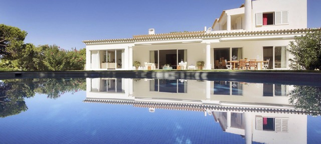 Quinta do Lago - 5 bedroom Villa - 5 min walking to the beach in Almancil