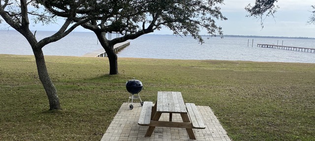 Recently remodeled Waterfront Home W/Separate Guest House On Perdido Bay in Elberta