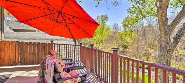 Riverside Tree House Suite w/Balcony & Grill in Payson