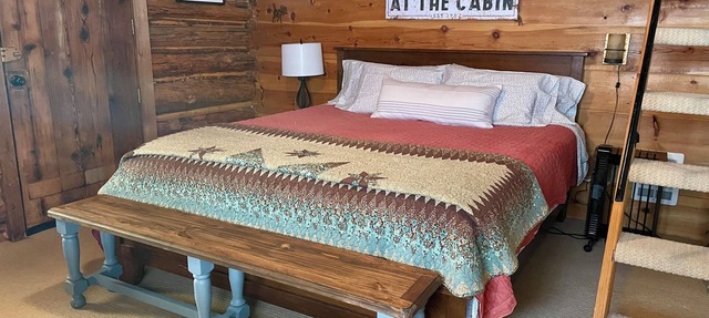 Rustic 1-Bedroom Cabin near Teton Village in Moose Wilson Road