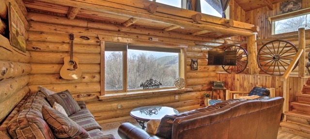 Rustic Livingston Ranch House with Mtn Views! in Livingston