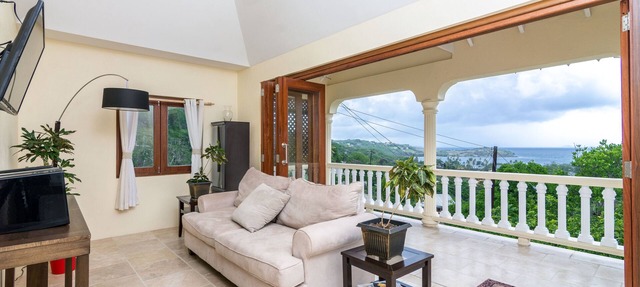 Sandrati Villa - Bequia in Port Elizabeth