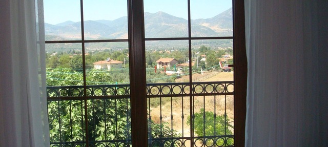 Selin Villa. Private Swimming Pool. 4 double bedrooms in Üzümlü