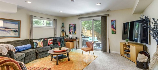 Silver Spring Retreat Near DC | Pet Friendly Yard in Silver Spring