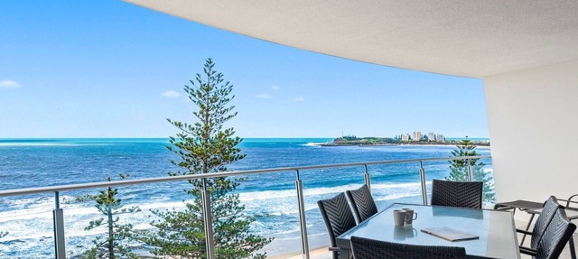 Sirocco 906 by G1 Holidays - Two Bedroom Beachfront Oceanview Apartment in Sirocco Resort in Mooloolaba