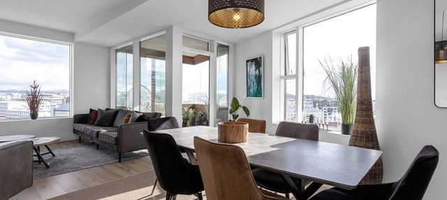 Spacious 3BR apartment with 2 bathrooms in Reykjavík