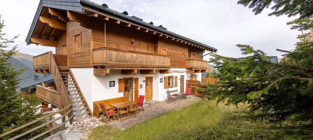 Steinadler Silberleiten Apartment with Mountain View, Terrace and Wi-Fi in Hochkrimml