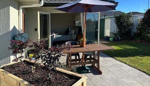 Studio Haven on Fort in Hamilton