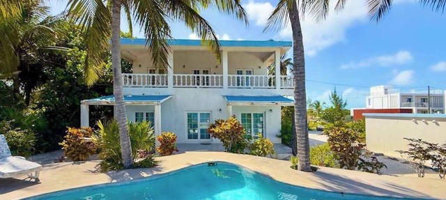 Stunning Oceanfront Villa w Private Pool, Dock, Ocean View, Partial AC & WiFi in San Pedro