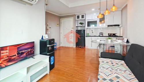 Stylish 2BR MOI Apt Pool, Gym, Wi-Fi in Jakarta