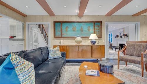 The Grey - Large Eclectic and Quiet Home in Statesboro