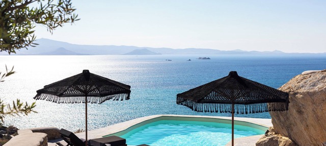 The White Stone Art Villa: Seaside, Luxury, Sublime Endless View in Plaka