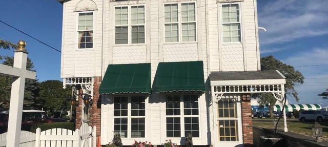 Tiffany's Premier Studio Vacation Rental Downtown Mackinaw City in Mackinaw City