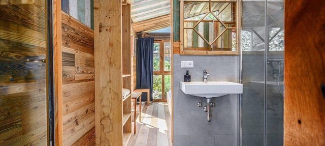 Tiny House Stripe - Seminar center der baum in Inzersdorf im Kremstal