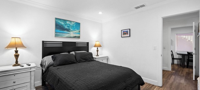 UNIT 3 LAUDERDALE BY THE SEA Updated Two Bedrm/1st floor 200+- steps to beach in Lauderdale-by-the-Sea