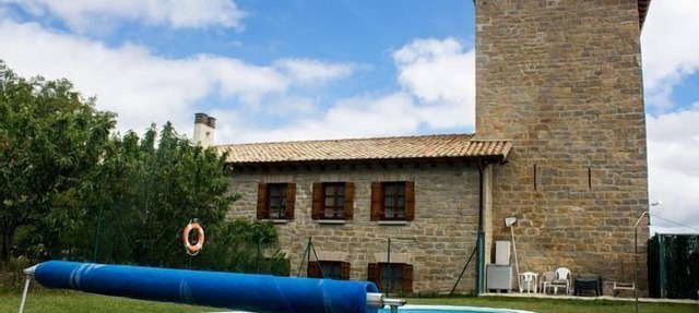 Vacation Home (Entire Place Rental) Palacio de Lérruz II for 6 people in Lizoáin