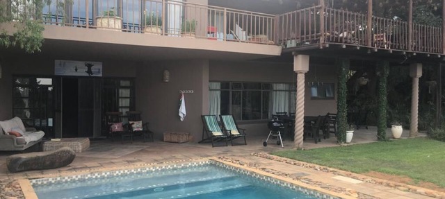Versot "crazy about our place" in Afrikaans in White River