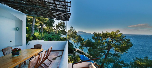 Villa with sea water swimming pool and direct access to the sea in Massa Lubrense