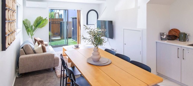 Walk to Hagley Park | EV Charger | 3 Bed 3 Bath in Christchurch