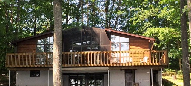 Water front, quiet, relaxing cottage in Tiny