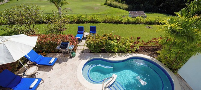 Westmoreland Villa with Pool and Golf Views - Cherry Red (3 bed) in Westmoreland