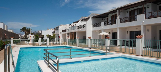 Wonderful Apartment In Puerto Del Carmen With Shared Pool, Free Wifi in Puerto del Carmen